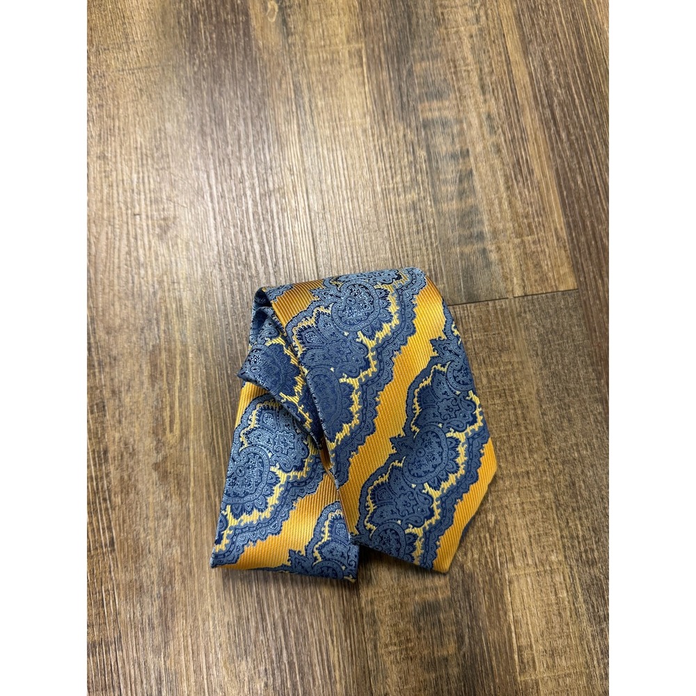 Stacy Adams Signature Gold Mens Paisley Necktie Yellow Blue Microfiber Hand Made - Picture 13 of 14
